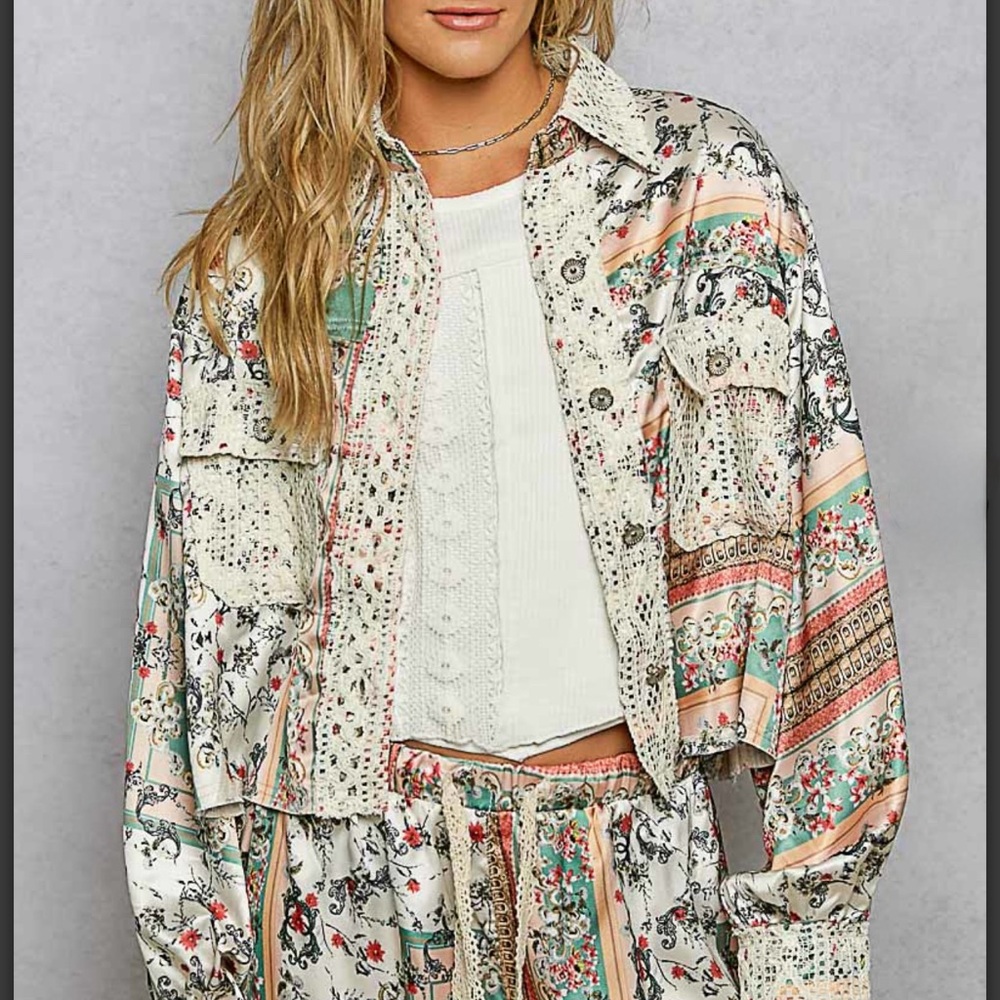 Pol Floral Patterned Two-Piece Set - image 4